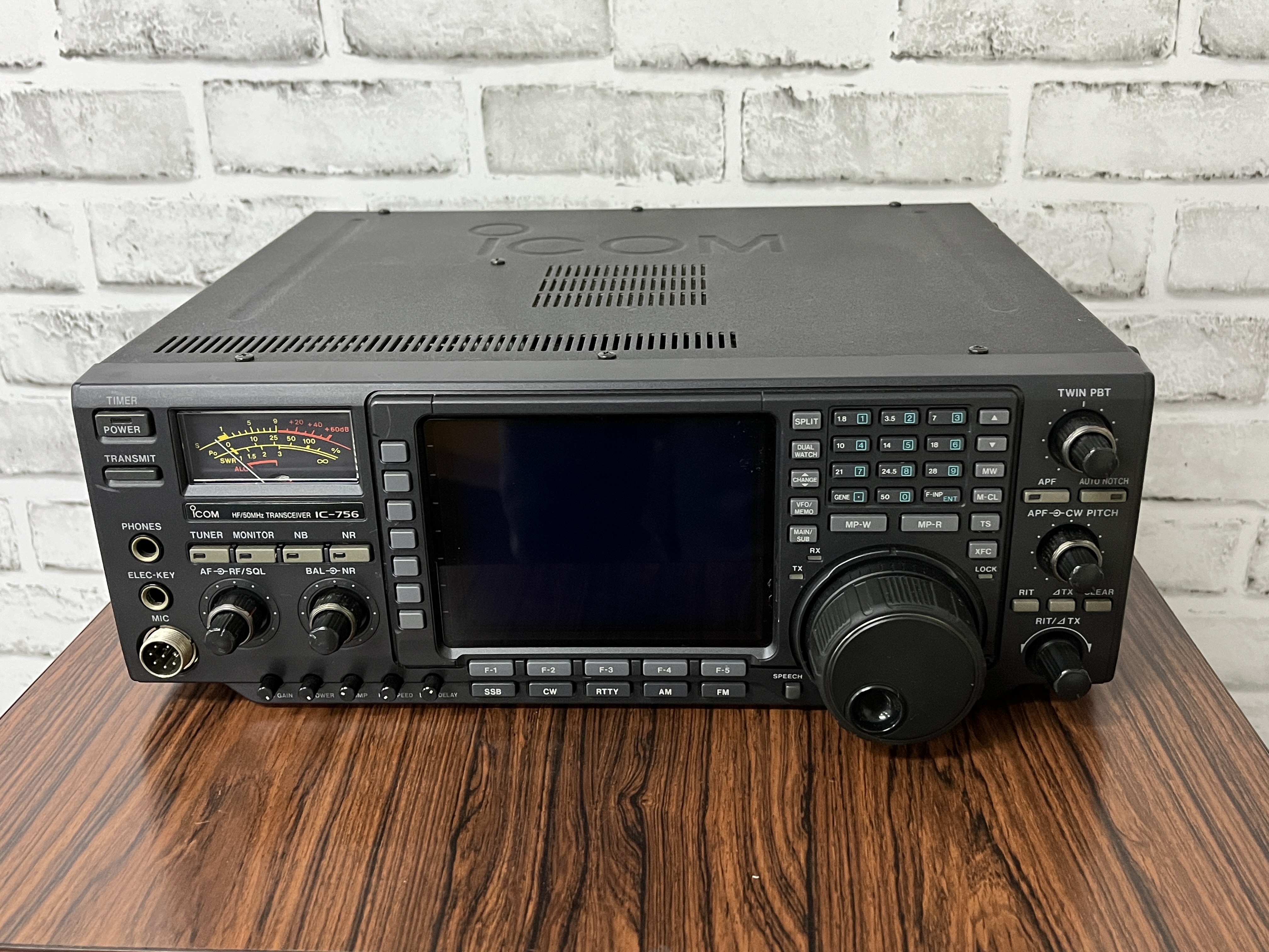 アマチュア無線機 ICOM IC-756